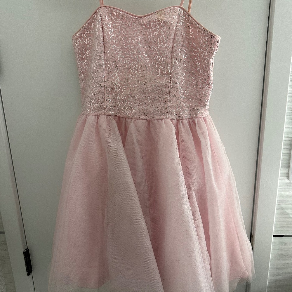 Girls party dress XL